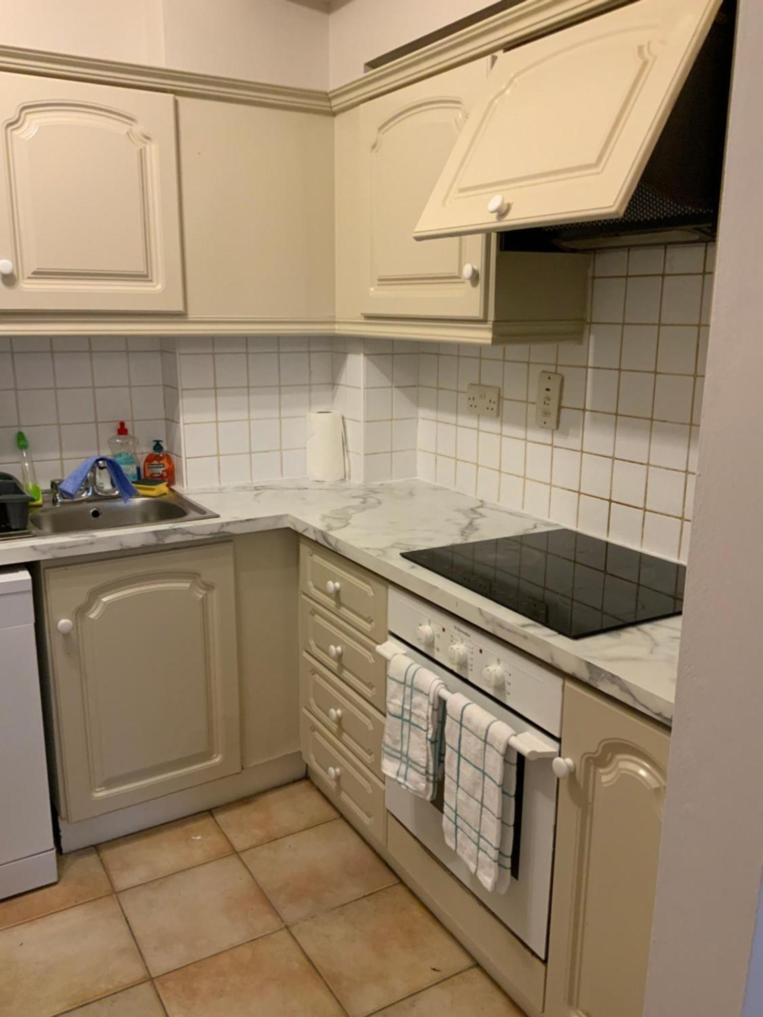 גלוואיי Quite And Cozy 2 Bedroom Apartment מראה חיצוני תמונה